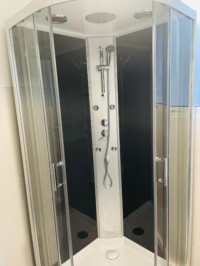 Apartment De Coeur De - 2 Lits Queen Size - Netflix - Wifi *